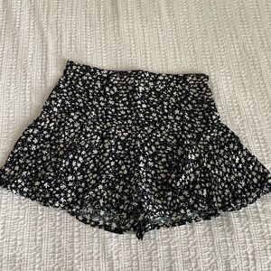 Madden Girl XS Floral Skort